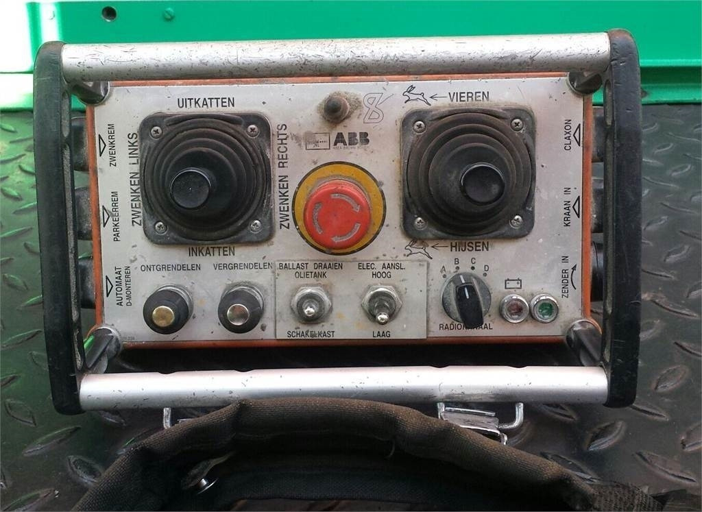 Spierings SK-477 AT-4 (400V + diesel)  - Вседорожный кран: фото 4 Spierings SK-477 AT-4 (400V + diesel)  - Вседорожный кран: фото 4