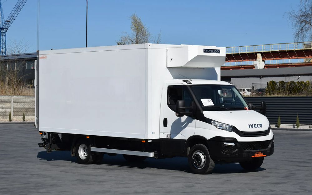 Iveco DAILY 70C18 / 3.0 - 180 KM / AUTOMAT HI-MATIC / 3 OSOBY / CHŁODNIA - MROŹNIA 4,55 M / AGREGAD FRIGOBLOCK / WINDA SORENSEN / KLIMA / TEMPOMAT / KAMERA COFANIA / REGULOWANE ZAWIESZENIE / SERWISOWA - Рефрижератор: фото 3 Iveco DAILY 70C18 / 3.0 - 180 KM / AUTOMAT HI-MATIC / 3 OSOBY / CHŁODNIA - MROŹNIA 4,55 M / AGREGAD FRIGOBLOCK / WINDA SORENSEN / KLIMA / TEMPOMAT / KAMERA COFANIA / REGULOWANE ZAWIESZENIE / SERWISOWA - Рефрижератор: фото 3