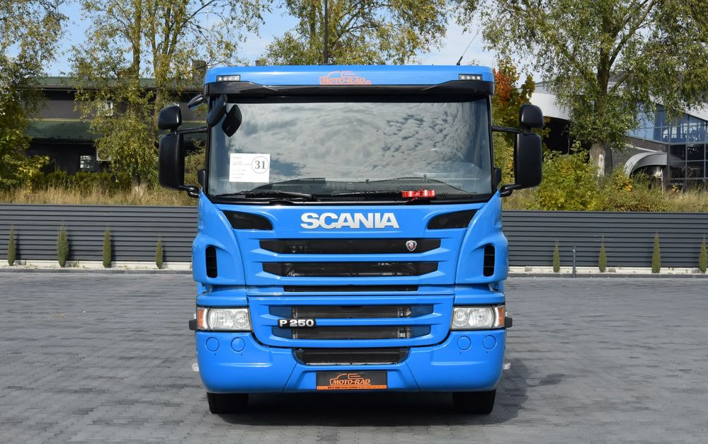 Scania P250 / EURO 6 / SKRZYNIA 7.8 M / WINDA DHOLLANDIA / PODUSZKI NA TYLNEJ OSI / RETARDER / KLIMA / TEMPOMAT / SERWISOWANY / SPROWADZONY - Грузовик бортовой/ Платформа: фото 2 Scania P250 / EURO 6 / SKRZYNIA 7.8 M / WINDA DHOLLANDIA / PODUSZKI NA TYLNEJ OSI / RETARDER / KLIMA / TEMPOMAT / SERWISOWANY / SPROWADZONY - Грузовик бортовой/ Платформа: фото 2