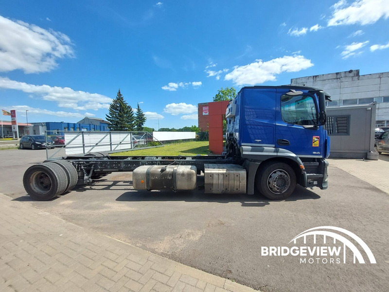 Mercedes-Benz Actros 1843 - Грузовик-шасси: фото 5 Mercedes-Benz Actros 1843 - Грузовик-шасси: фото 5