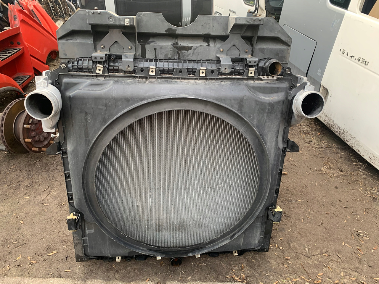 CHŁODNICA WODY POWIETRZA MERCEDES ACTROS MP4 MP 4 - Радиатор для Грузовиков: фото 1 CHŁODNICA WODY POWIETRZA MERCEDES ACTROS MP4 MP 4 - Радиатор для Грузовиков: фото 1