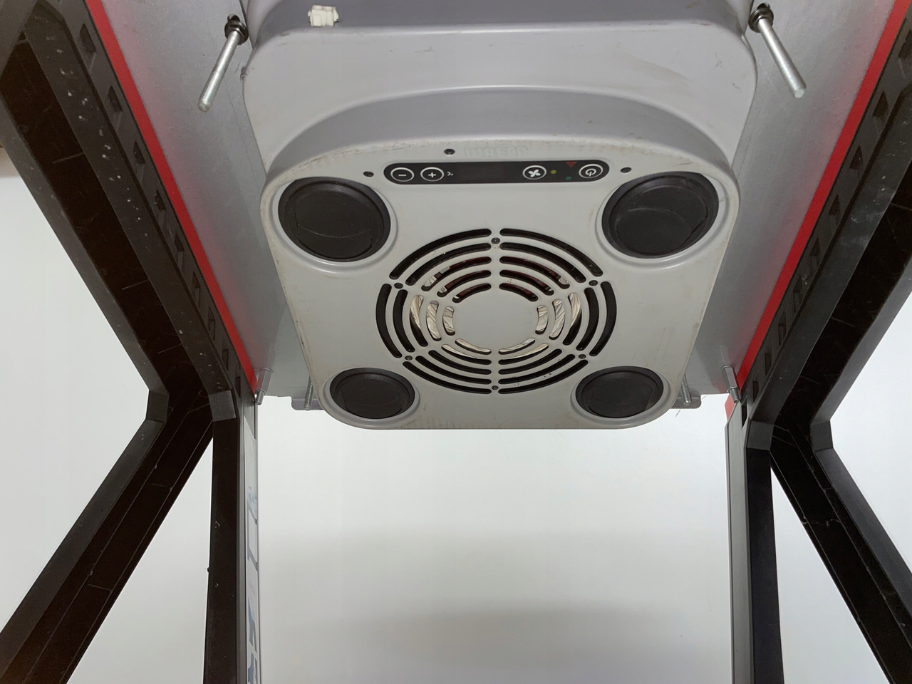 KLIMATYZACJA POSTOJOWA WAECO CA800 MAN SCANIA VOLVO DAF CA-0800-DC - Компрессор кондиционера для Грузовиков: фото 5 KLIMATYZACJA POSTOJOWA WAECO CA800 MAN SCANIA VOLVO DAF CA-0800-DC - Компрессор кондиционера для Грузовиков: фото 5