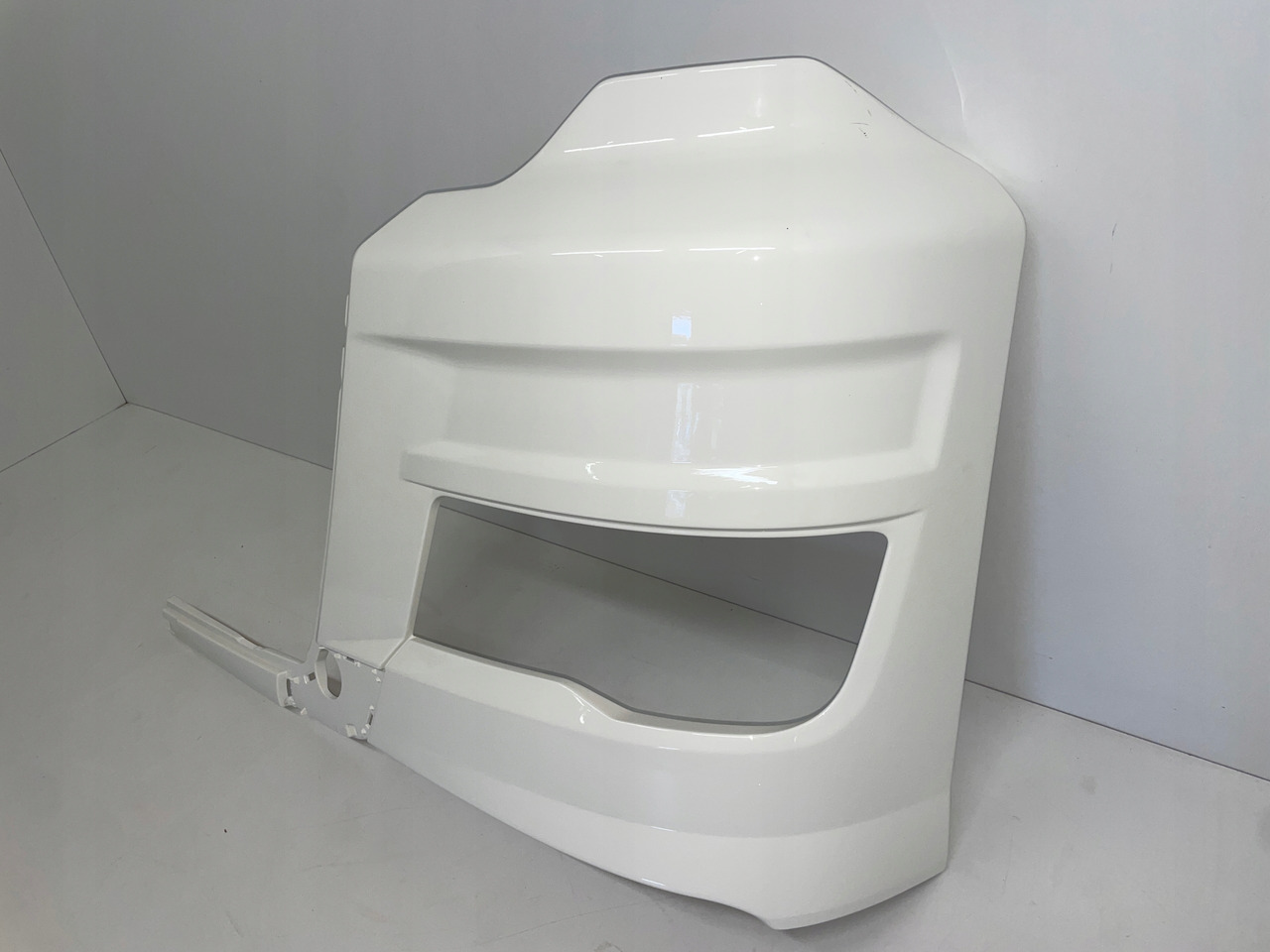 LEWA OSŁONA NA HALOGEN ZDERZAK MAN TG3 TGX 3 81416142277 - Бампер для Грузовиков: фото 3 LEWA OSŁONA NA HALOGEN ZDERZAK MAN TG3 TGX 3 81416142277 - Бампер для Грузовиков: фото 3