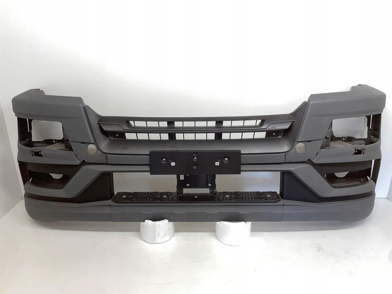 OKULAR STELAŻ OBUDOWA ZDERZAK MAN TG3 TGS3 TGS 3 81416105862 - Бампер для Грузовиков: фото 1 OKULAR STELAŻ OBUDOWA ZDERZAK MAN TG3 TGS3 TGS 3 81416105862 - Бампер для Грузовиков: фото 1