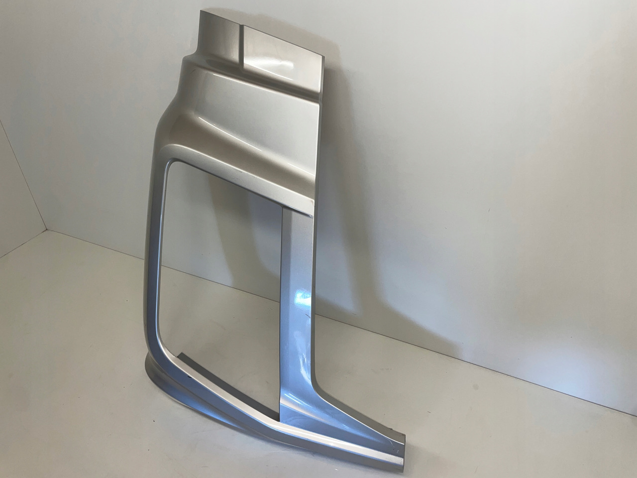 PRAWA OSŁONA OKULAR ZDERZAK FORD F-MAX JC46-17E950-A - Бампер для Грузовиков: фото 3 PRAWA OSŁONA OKULAR ZDERZAK FORD F-MAX JC46-17E950-A - Бампер для Грузовиков: фото 3