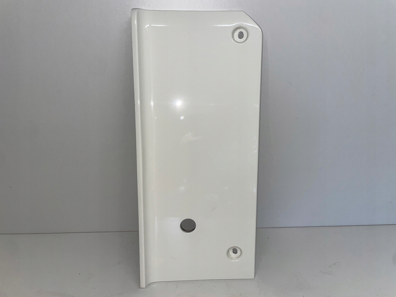 PRAWE ZAKOŃCZENIE ZDERZAKA MAN TGX TG3 MASKOWNICA 81416100988 - Бампер для Грузовиков: фото 1 PRAWE ZAKOŃCZENIE ZDERZAKA MAN TGX TG3 MASKOWNICA 81416100988 - Бампер для Грузовиков: фото 1