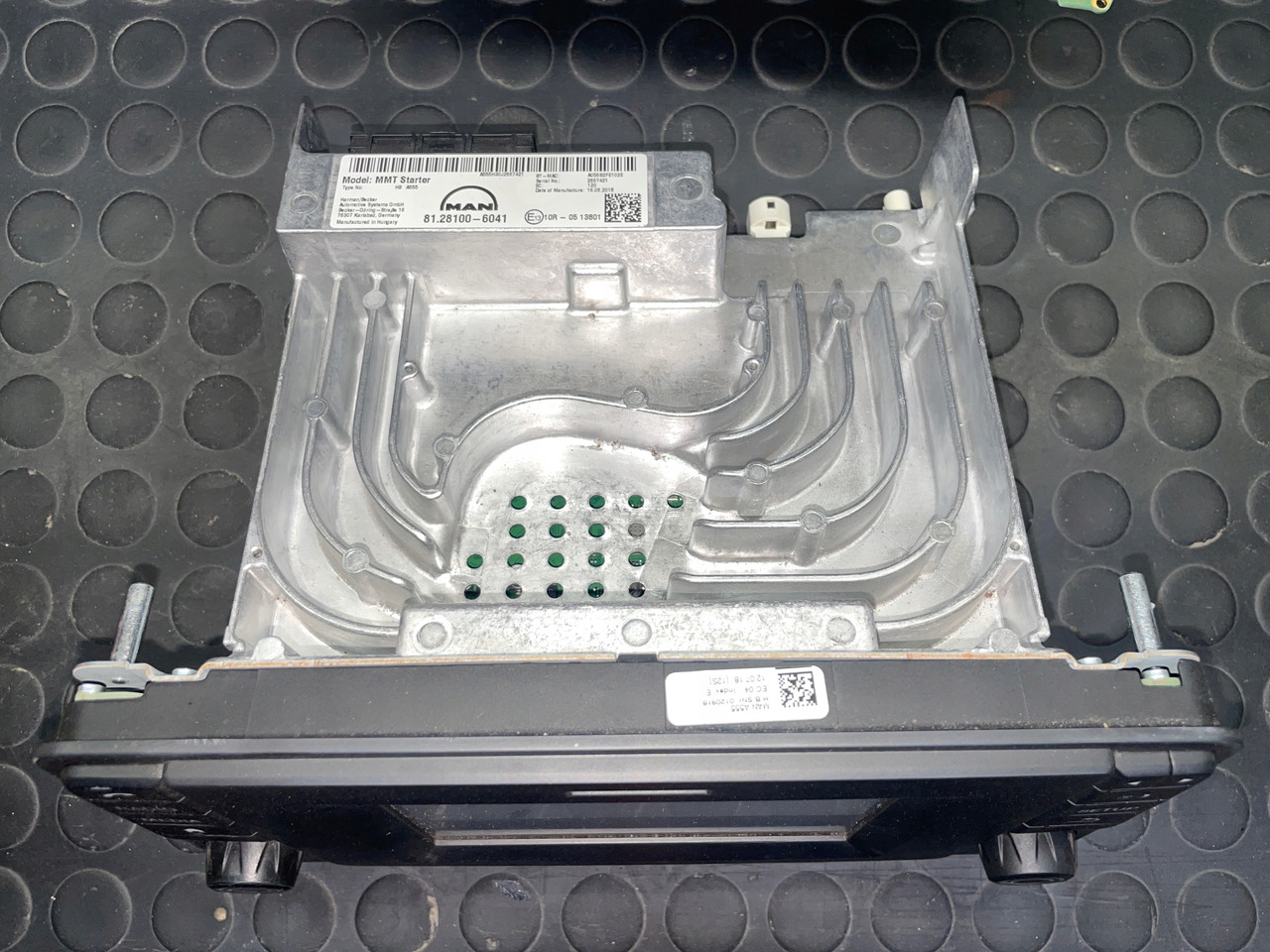 RADIO MAN TGX TGS TGL TGM EURO 6 NAWIGACJA 81281006041 - Система навигации для Грузовиков: фото 2 RADIO MAN TGX TGS TGL TGM EURO 6 NAWIGACJA 81281006041 - Система навигации для Грузовиков: фото 2