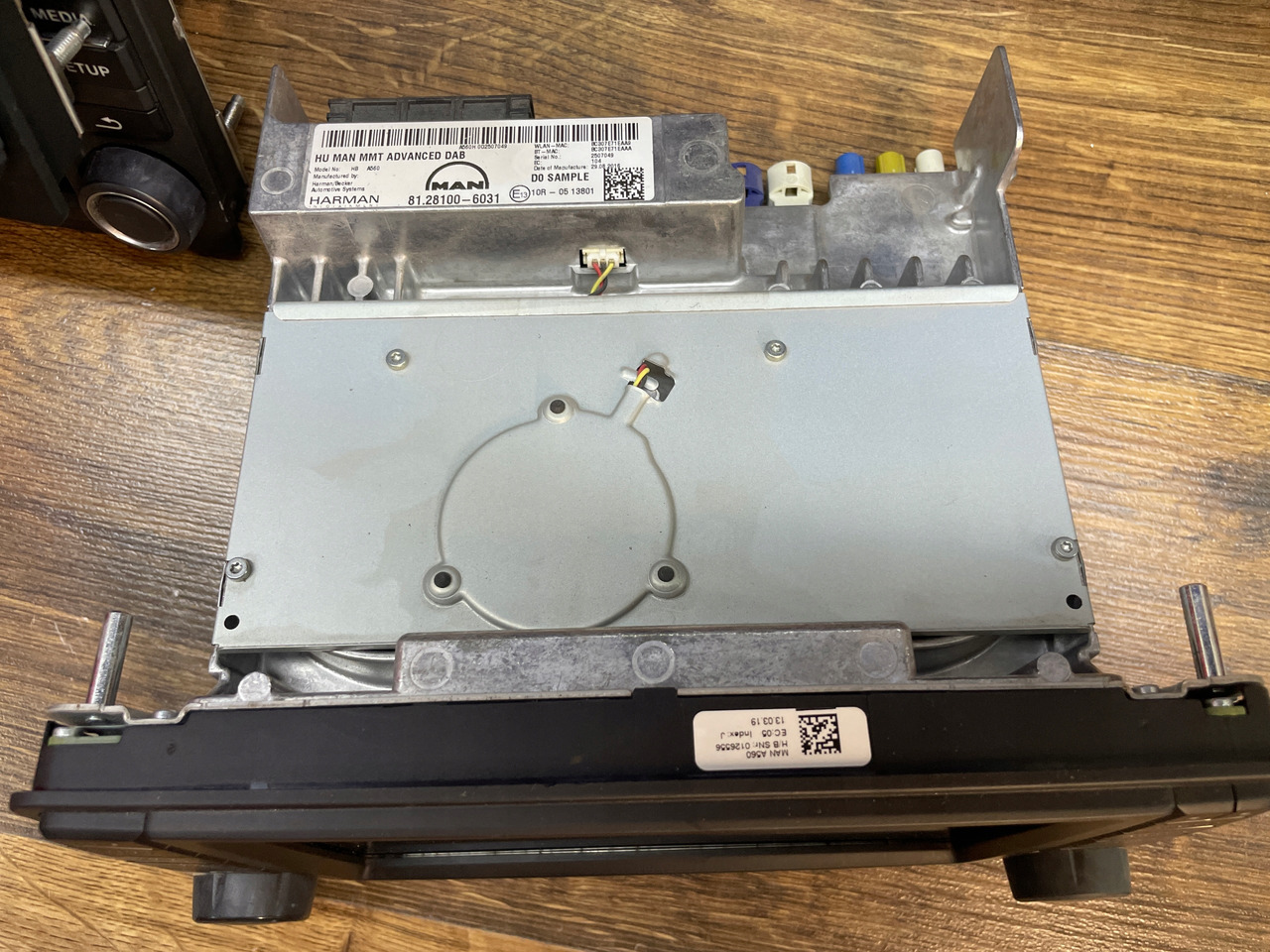 RADIO NAWIGACJA MAN TGS TGX EURO 6 81281006031 - Система навигации для Грузовиков: фото 5 RADIO NAWIGACJA MAN TGS TGX EURO 6 81281006031 - Система навигации для Грузовиков: фото 5