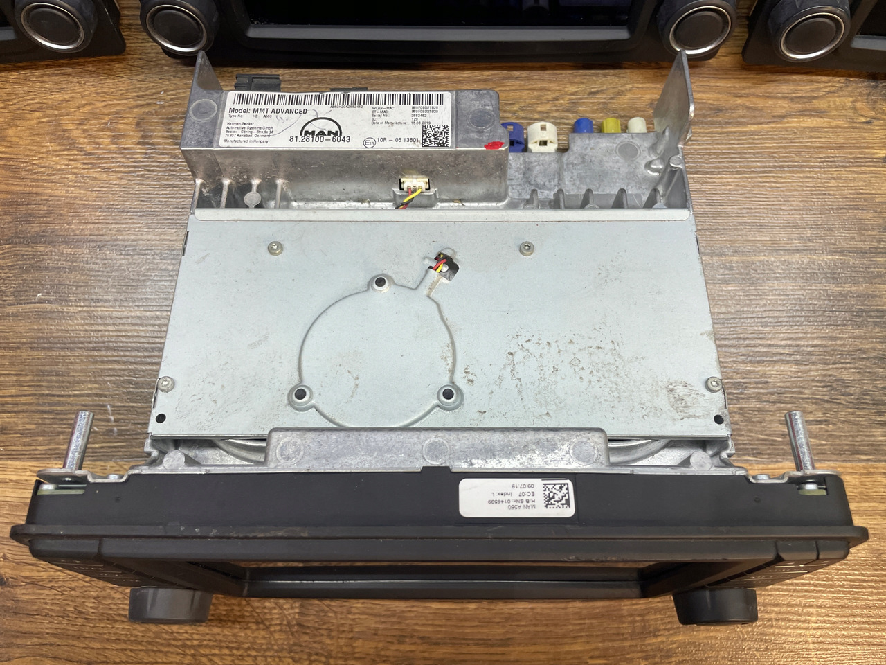 RADIO NAWIGACJA MAN TGS TGX EURO 6 81281006043 - Система навигации для Грузовиков: фото 2 RADIO NAWIGACJA MAN TGS TGX EURO 6 81281006043 - Система навигации для Грузовиков: фото 2