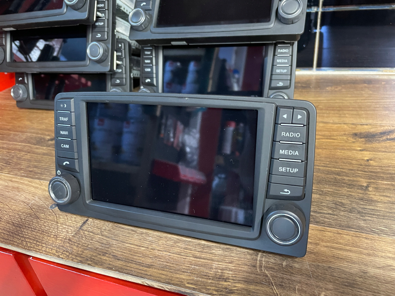 RADIO NAWIGACJA MAN TGS TGX EURO 6 81281006043 WYMIENIONY WYŚWIETLACZ - Система навигации для Грузовиков: фото 3 RADIO NAWIGACJA MAN TGS TGX EURO 6 81281006043 WYMIENIONY WYŚWIETLACZ - Система навигации для Грузовиков: фото 3