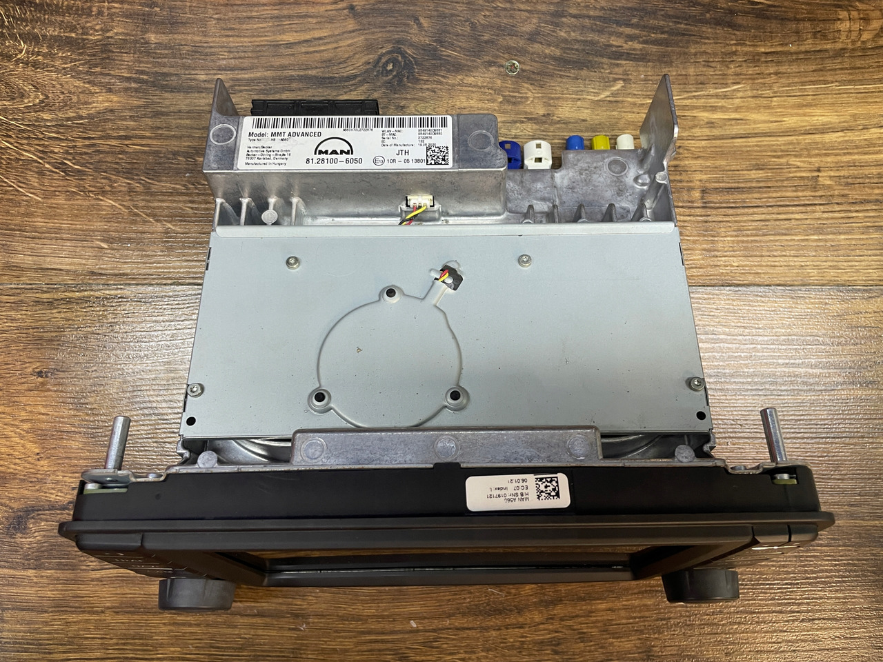 RADIO NAWIGACJA MAN TGS TGX EURO 6 81281006050 81281006043 - Система навигации для Грузовиков: фото 5 RADIO NAWIGACJA MAN TGS TGX EURO 6 81281006050 81281006043 - Система навигации для Грузовиков: фото 5