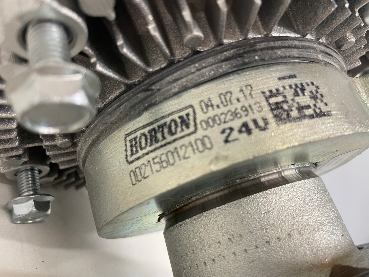 WISCOZA SPRZĘGŁO WISKOTYCZNE WENTYLATOR MAN TGA D28 D 28 51066300115 - Вентилятор для Грузовиков: фото 4 WISCOZA SPRZĘGŁO WISKOTYCZNE WENTYLATOR MAN TGA D28 D 28 51066300115 - Вентилятор для Грузовиков: фото 4