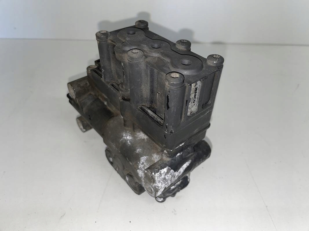 ZAWÓR PODUSZEK MERCEDES ACTROS MP 4 A0013270625 - Тормозной клапан для Грузовиков: фото 1 ZAWÓR PODUSZEK MERCEDES ACTROS MP 4 A0013270625 - Тормозной клапан для Грузовиков: фото 1