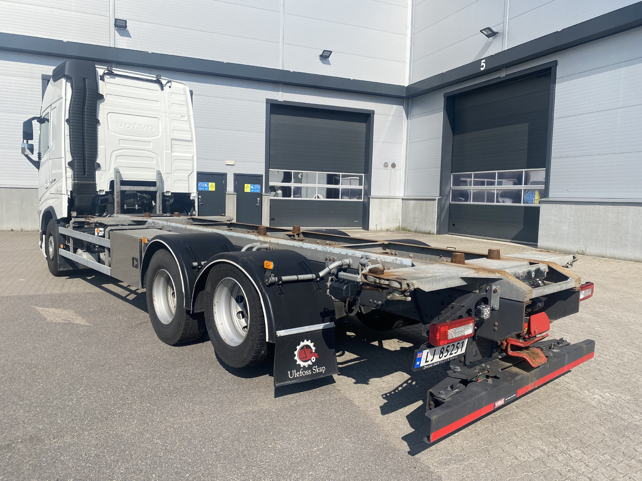 Volvo FH 540 - Грузовик-контейнеровоз/ Сменный кузов: фото 4 Volvo FH 540 - Грузовик-контейнеровоз/ Сменный кузов: фото 4