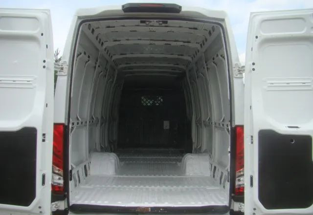 Iveco DAILY 35 C 15 MAXI BLIŹNIAKI 3.5T в лизинг Iveco DAILY 35 C 15 MAXI BLIŹNIAKI 3.5T: фото 9