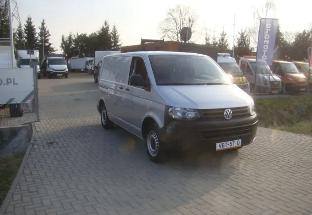 Volkswagen TRANSPORTER T 5 2.0TDI 100%PRZEBIEG - Цельнометаллический фургон: фото 4 Volkswagen TRANSPORTER T 5 2.0TDI 100%PRZEBIEG - Цельнометаллический фургон: фото 4