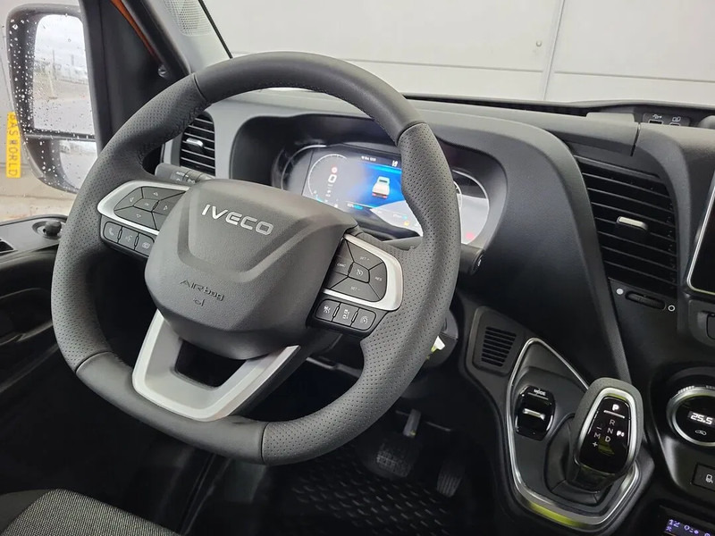 Малотоннажный бортовой грузовик, Грузопассажирский фургон Iveco Daily 35C21 Double Cabine Open Box 3.5t CarPlay LED Clima Cruise Parkingsensors Euro6 2024: фото 16 Малотоннажный бортовой грузовик, Грузопассажирский фургон Iveco Daily 35C21 Double Cabine Open Box 3.5t CarPlay LED Clima Cruise Parkingsensors Euro6 2024: фото 16