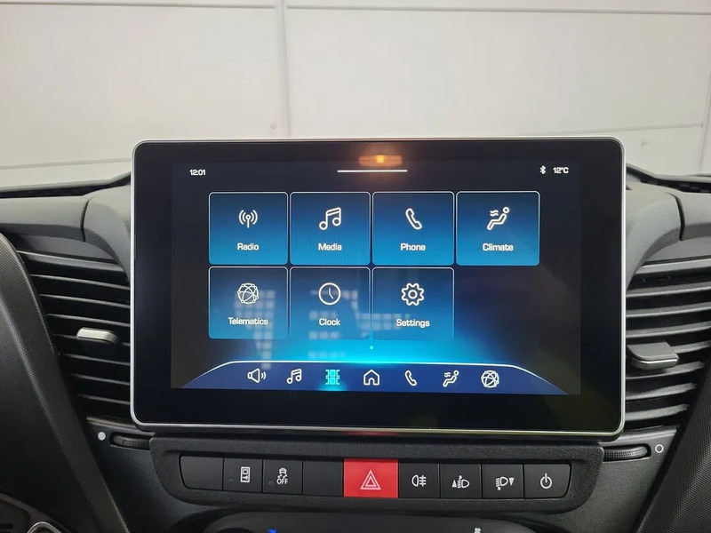 Малотоннажный бортовой грузовик, Грузопассажирский фургон Iveco Daily 35C21 Double Cabine Open Box 3.5t CarPlay LED Clima Cruise Parkingsensors Euro6 2024: фото 14 Малотоннажный бортовой грузовик, Грузопассажирский фургон Iveco Daily 35C21 Double Cabine Open Box 3.5t CarPlay LED Clima Cruise Parkingsensors Euro6 2024: фото 14