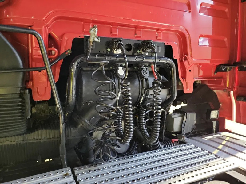 MAN TGX 18.460 TGX - Тягач: фото 5 MAN TGX 18.460 TGX - Тягач: фото 5