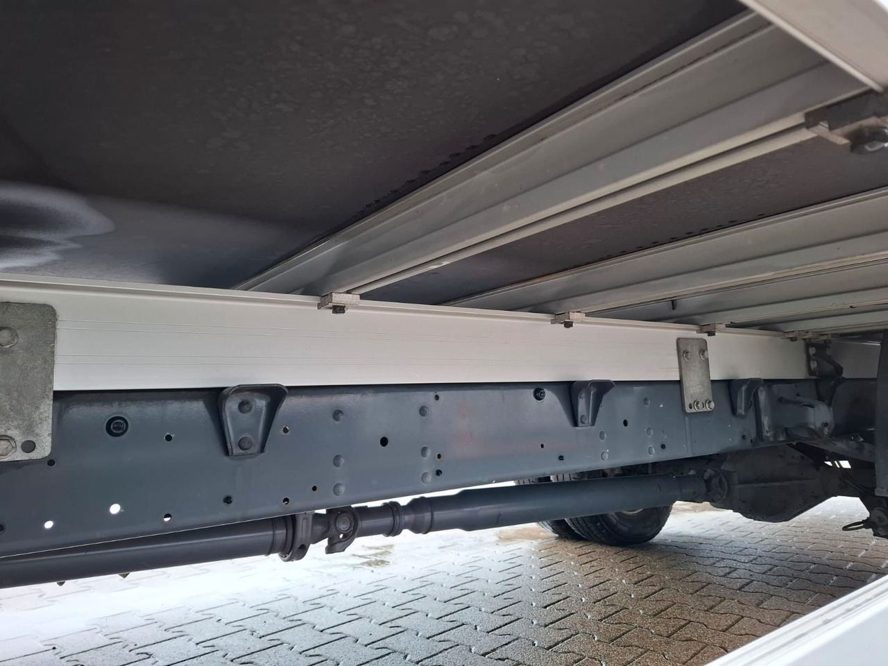 Iveco 72-210A8/P, Klima, Luft, HiMatic, LBW, RFK, - Тентованный фургон: фото 5 Iveco 72-210A8/P, Klima, Luft, HiMatic, LBW, RFK, - Тентованный фургон: фото 5