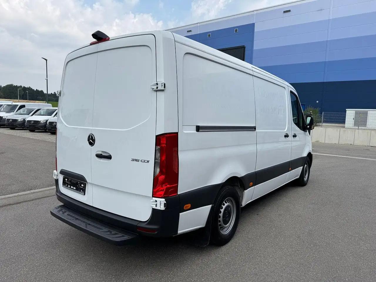 Цельнометаллический фургон Mercedes-Benz Sprinter 316 CDI Flach Lang Klima MBUX: фото 6 Цельнометаллический фургон Mercedes-Benz Sprinter 316 CDI Flach Lang Klima MBUX: фото 6