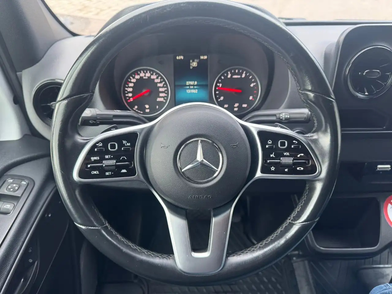 Mercedes-Benz Sprinter 317 CDI Maxi Lang LED MBUX Klima - Цельнометаллический фургон: фото 5 Mercedes-Benz Sprinter 317 CDI Maxi Lang LED MBUX Klima - Цельнометаллический фургон: фото 5