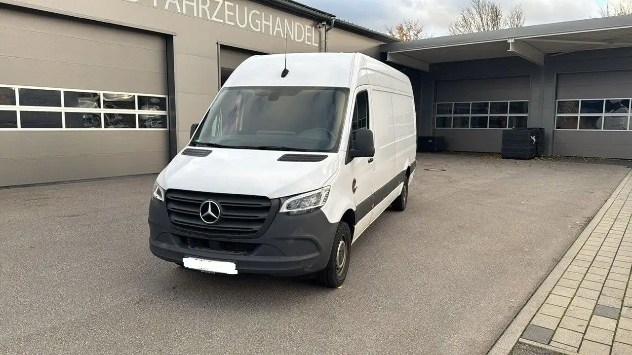 Mercedes-Benz Sprinter 317 CDI Maxi Lang LED MBUX Klima - Цельнометаллический фургон: фото 2 Mercedes-Benz Sprinter 317 CDI Maxi Lang LED MBUX Klima - Цельнометаллический фургон: фото 2
