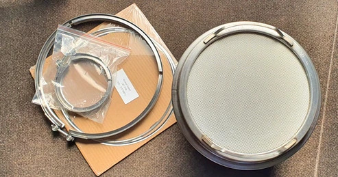 Nowy DPF Volvo FH Euro 6 + Zestaw Uszczelek - Глушитель/ Выхлопная система для Грузовиков: фото 2 Nowy DPF Volvo FH Euro 6 + Zestaw Uszczelek - Глушитель/ Выхлопная система для Грузовиков: фото 2