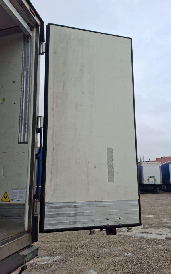 Полуприцеп-рефрижератор Krone SD: фото 9 Полуприцеп-рефрижератор Krone SD: фото 9