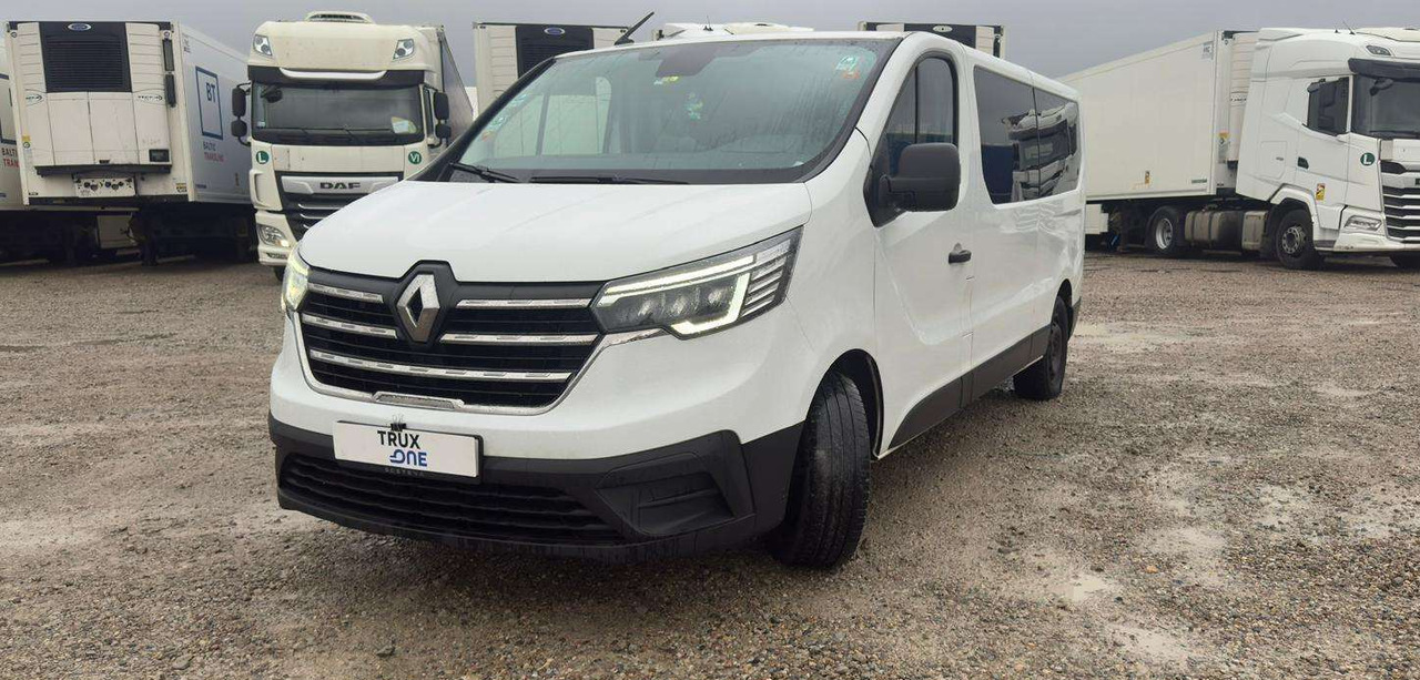 Renault Trafic - Микроавтобус, Пассажирский фургон: фото 2 Renault Trafic - Микроавтобус, Пассажирский фургон: фото 2