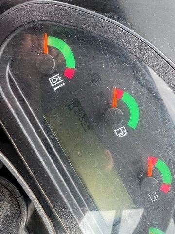 CAT 908 - Колёсный погрузчик: фото 5 CAT 908 - Колёсный погрузчик: фото 5