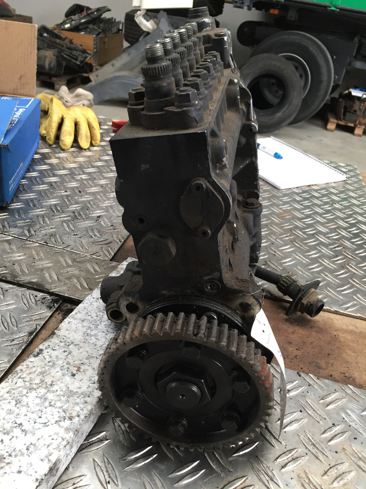 Gebrauchte Einspritzpumpe MAN TGA D 2866, LF31, 6 Zylinder - Топливный насос для Грузовиков: фото 5 Gebrauchte Einspritzpumpe MAN TGA D 2866, LF31, 6 Zylinder - Топливный насос для Грузовиков: фото 5