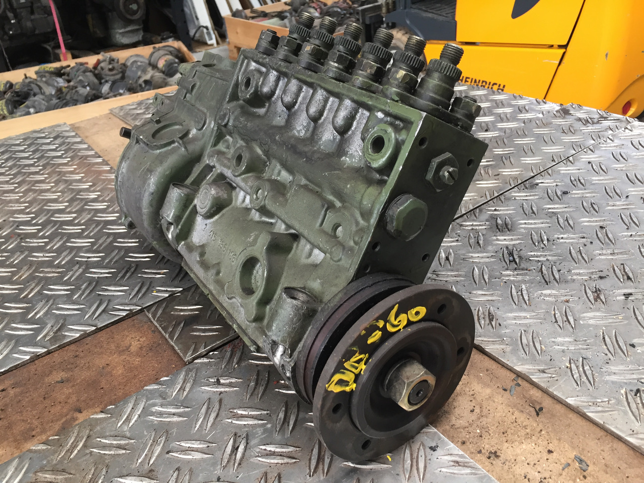 Gebrauchte Einspritzpumpe MB 814, Typ : OM 366, Artikel - Nr. : 81.99999 - 9999 - Топливный насос для Грузовиков: фото 1 Gebrauchte Einspritzpumpe MB 814, Typ : OM 366, Artikel - Nr. : 81.99999 - 9999 - Топливный насос для Грузовиков: фото 1