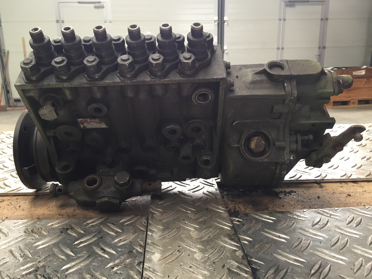 Gebrauchte Einspritzpumpe MB 814, Typ : OM 366, Artikel - Nr. : 81.99999 - 9999 - Топливный насос для Грузовиков: фото 3 Gebrauchte Einspritzpumpe MB 814, Typ : OM 366, Artikel - Nr. : 81.99999 - 9999 - Топливный насос для Грузовиков: фото 3