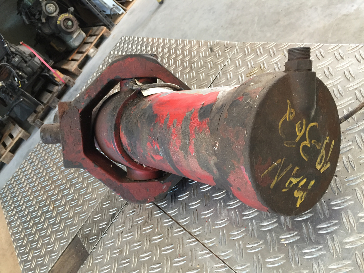 Gebrauchter Hydraulik Kippzylinder MEILLER für MAN 19.362 F90, Artikel - Nr. : A 999 999 99 99 - Гидравлический цилиндр для Грузовиков: фото 3 Gebrauchter Hydraulik Kippzylinder MEILLER für MAN 19.362 F90, Artikel - Nr. : A 999 999 99 99 - Гидравлический цилиндр для Грузовиков: фото 3