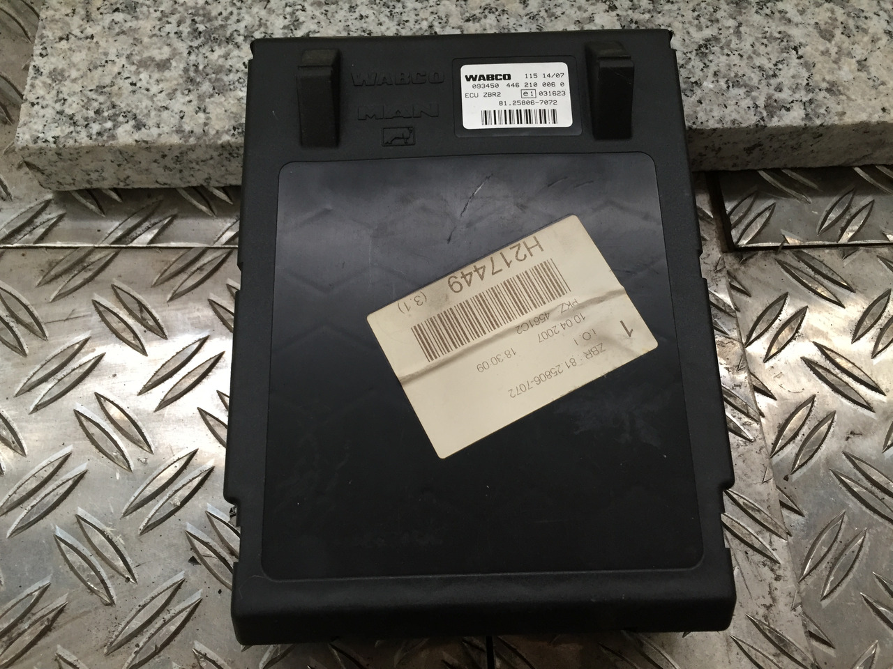 Gebrauchtes ABS Steuergerät MAN TGA 26.440 Artikel - Nr.: 81.25806 - 7072 - Блок управления для Грузовиков: фото 1 Gebrauchtes ABS Steuergerät MAN TGA 26.440 Artikel - Nr.: 81.25806 - 7072 - Блок управления для Грузовиков: фото 1