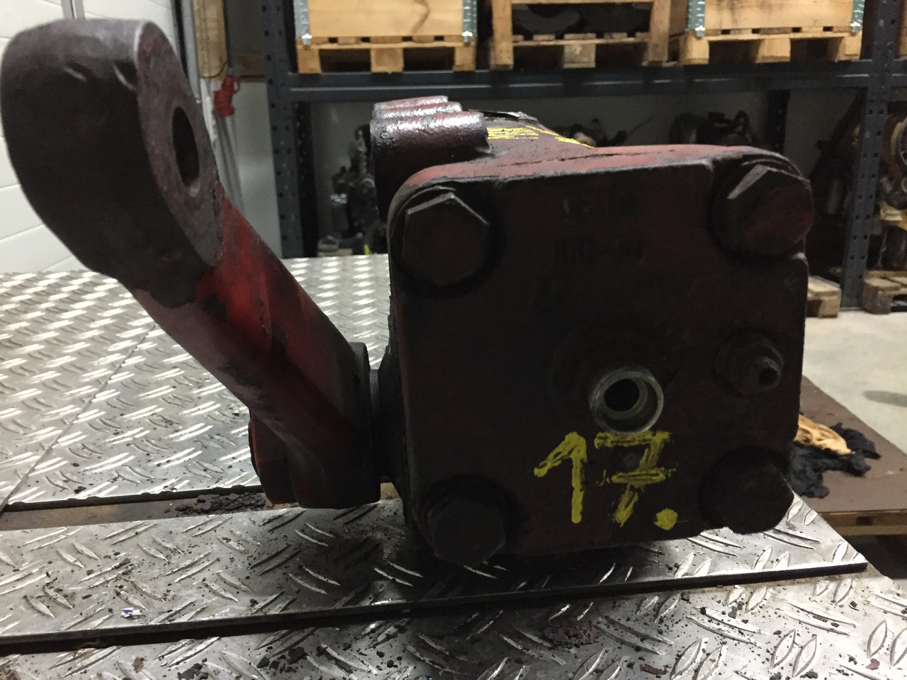 Gebrauchtes Lenkgetriebe MAN F90, 12.232, Artikel - Nr.: 81.9999 - 9999 - Рулевой механизм для Грузовиков: фото 3 Gebrauchtes Lenkgetriebe MAN F90, 12.232, Artikel - Nr.: 81.9999 - 9999 - Рулевой механизм для Грузовиков: фото 3