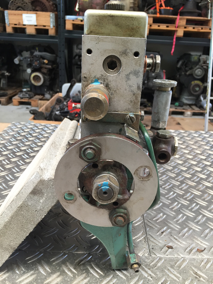 Neuwertige Einspritzpumpe D 70 B Radlader VOLVO, Artikel - Nr. : 0 401 876 187 - Топливный насос для Грузовиков: фото 3 Neuwertige Einspritzpumpe D 70 B Radlader VOLVO, Artikel - Nr. : 0 401 876 187 - Топливный насос для Грузовиков: фото 3