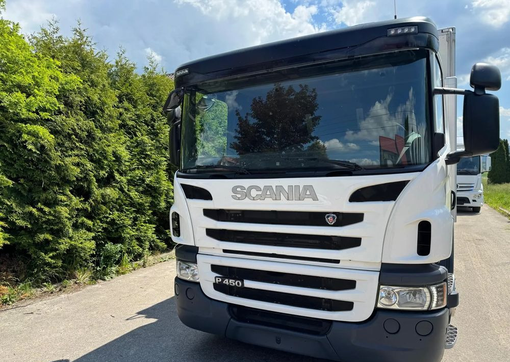 Scania Scania P 450 / CHŁODNIA + WINDA / 23 PALETY / EURO6 / OŚ SKRĘTNA / CARRIER/ ASO - Рефрижератор: фото 2 Scania Scania P 450 / CHŁODNIA + WINDA / 23 PALETY / EURO6 / OŚ SKRĘTNA / CARRIER/ ASO - Рефрижератор: фото 2