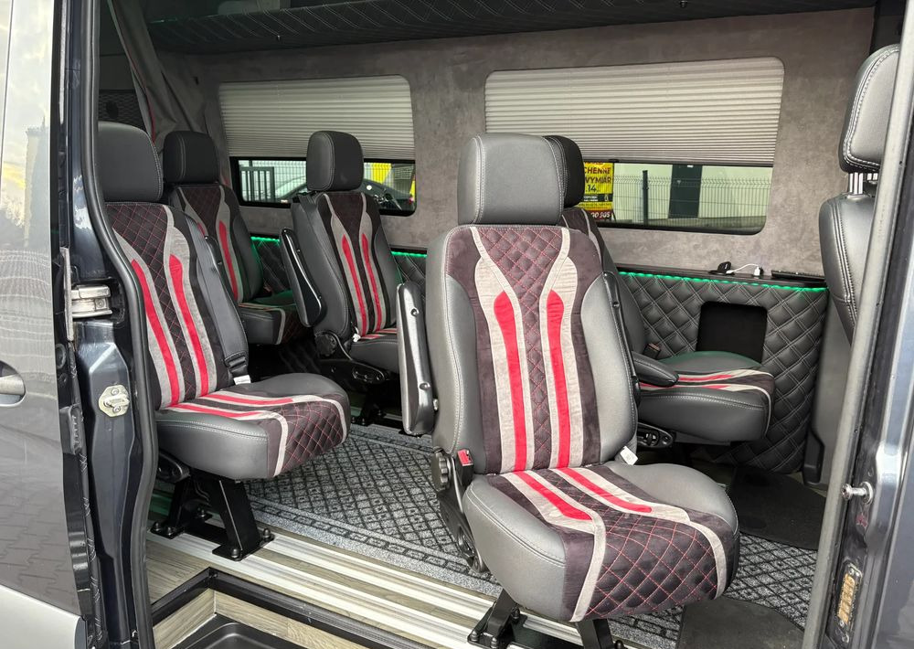 Микроавтобус, Пассажирский фургон Mercedes-Benz Sprinter 907.255: фото 19 Микроавтобус, Пассажирский фургон Mercedes-Benz Sprinter 907.255: фото 19