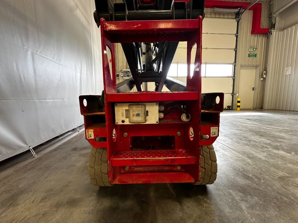 Magni ES 1008 E - Ножничный подъемник: фото 3 Magni ES 1008 E - Ножничный подъемник: фото 3