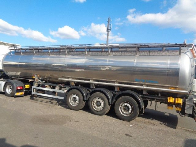 Lebensmitteltank - Полуприцеп-цистерна, Доильное оборудование: фото 3 Lebensmitteltank - Полуприцеп-цистерна, Доильное оборудование: фото 3