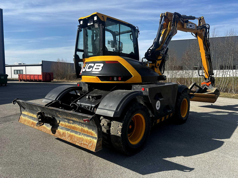 JCB HD110WT SV - Колёсный экскаватор: фото 1 JCB HD110WT SV - Колёсный экскаватор: фото 1