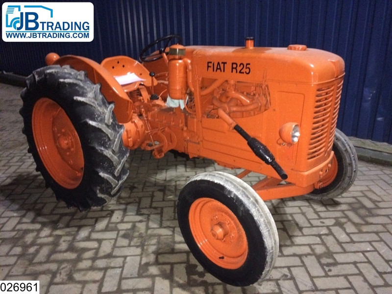 Fiat R25 2WD - Трактор: фото 1 Fiat R25 2WD - Трактор: фото 1