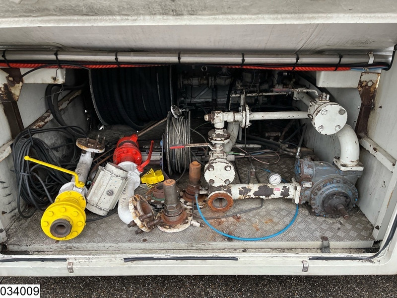 Guhur Gas 49300 liter, LPG GPL Butane gas, 1 Comp - Полуприцеп-цистерна: фото 4 Guhur Gas 49300 liter, LPG GPL Butane gas, 1 Comp - Полуприцеп-цистерна: фото 4