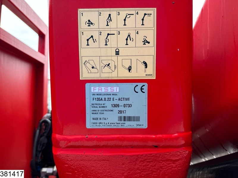 Iveco 260S36 6x2, EURO 6, Fassi, Remote - Грузовик бортовой/ Платформа, Автоманипулятор: фото 5 Iveco 260S36 6x2, EURO 6, Fassi, Remote - Грузовик бортовой/ Платформа, Автоманипулятор: фото 5