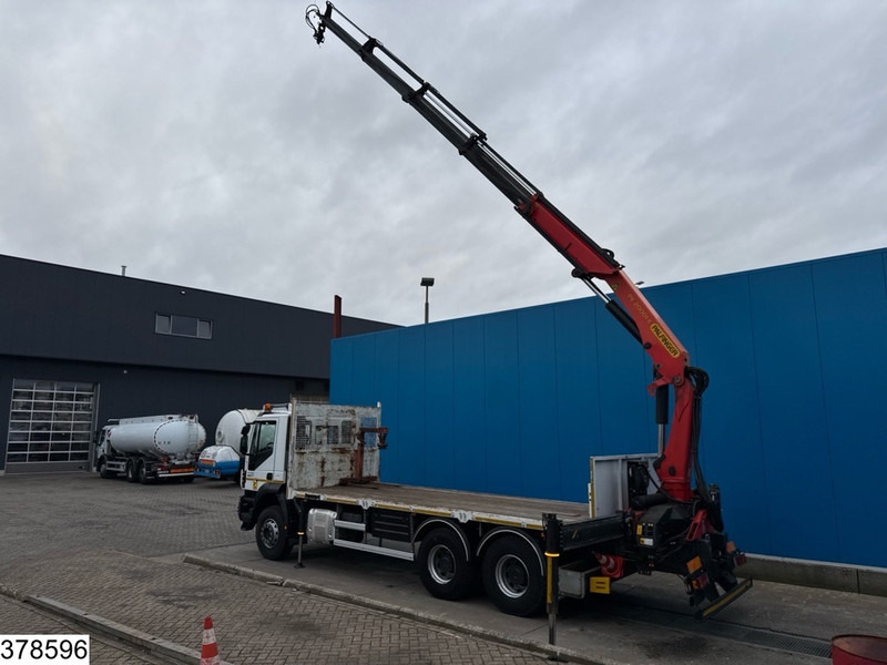 Iveco Trakker 360 6X4, EURO 6, Palfinger, Remote, Steel suspension - Грузовик бортовой/ Платформа, Автоманипулятор: фото 4 Iveco Trakker 360 6X4, EURO 6, Palfinger, Remote, Steel suspension - Грузовик бортовой/ Платформа, Автоманипулятор: фото 4