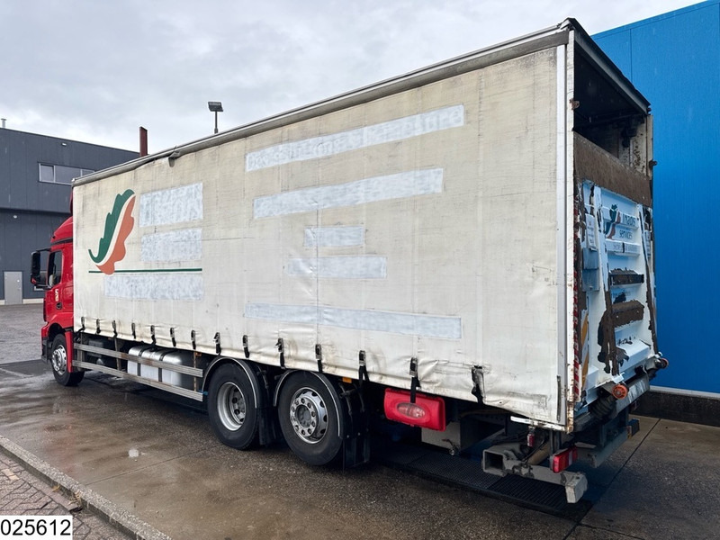 Mercedes-Benz Actros 2536 6X2, EURO 6, Dhollandia - Тентованный грузовик: фото 4 Mercedes-Benz Actros 2536 6X2, EURO 6, Dhollandia - Тентованный грузовик: фото 4