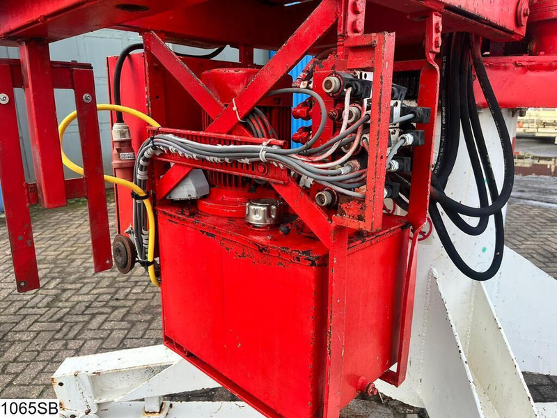 HMT 15M Cicmat, Concrete Pump Arm - Навесное оборудование: фото 3 HMT 15M Cicmat, Concrete Pump Arm - Навесное оборудование: фото 3