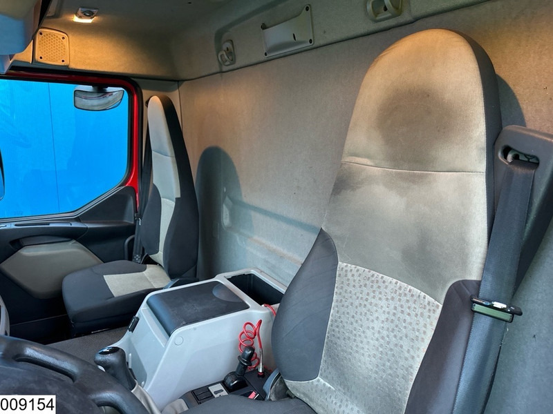 Тентованный грузовик Renault Premium 310 Dxi EURO 5, Dhollandia: фото 9 Тентованный грузовик Renault Premium 310 Dxi EURO 5, Dhollandia: фото 9